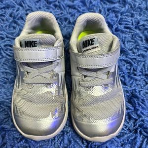 Nike Toddler star runner size 8C